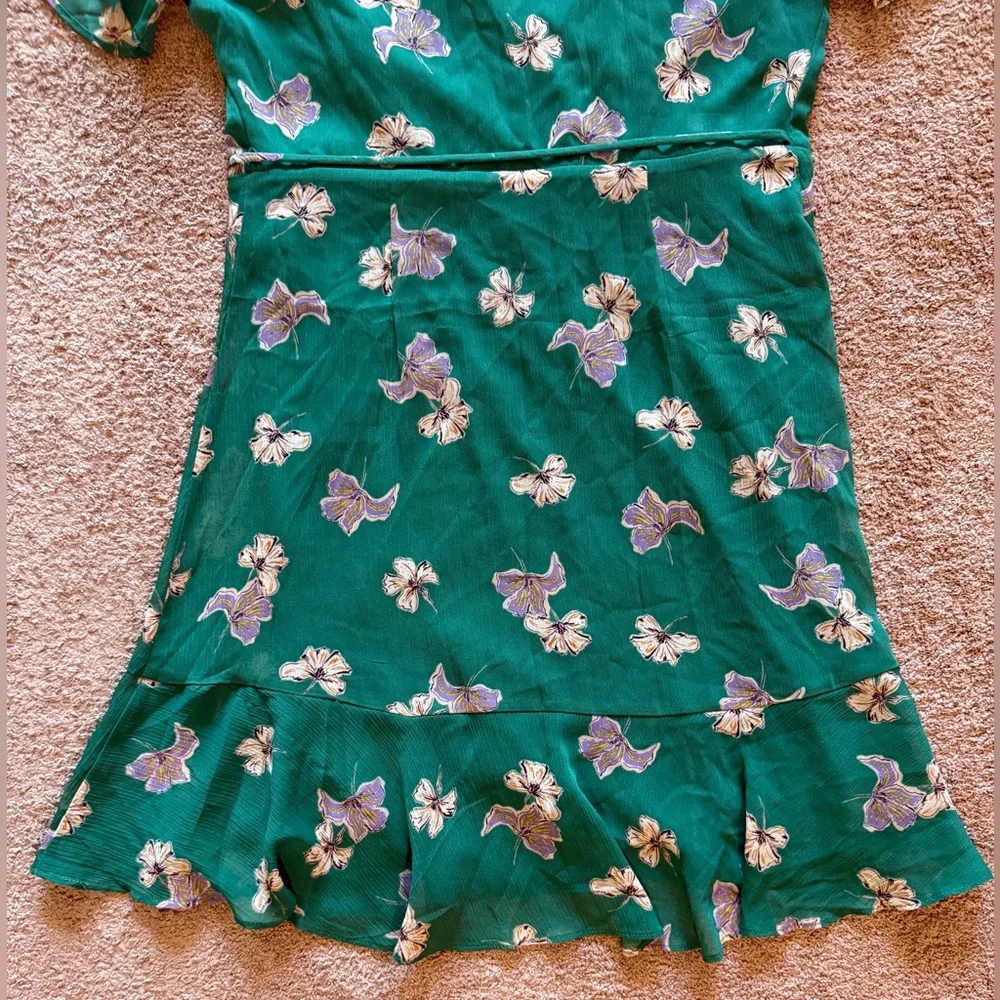 Green Ruffled Wrap Sundress - Picture 10 of 12